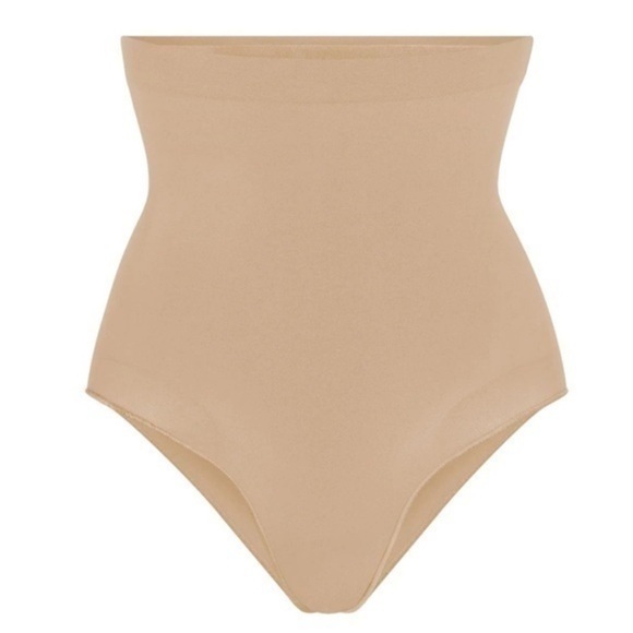 NWOT SKIMS SHAPEWEAR SEAMLESS SCULPT HIGH WAISTED BRIEF CLAY XL - Picture 1 of 4